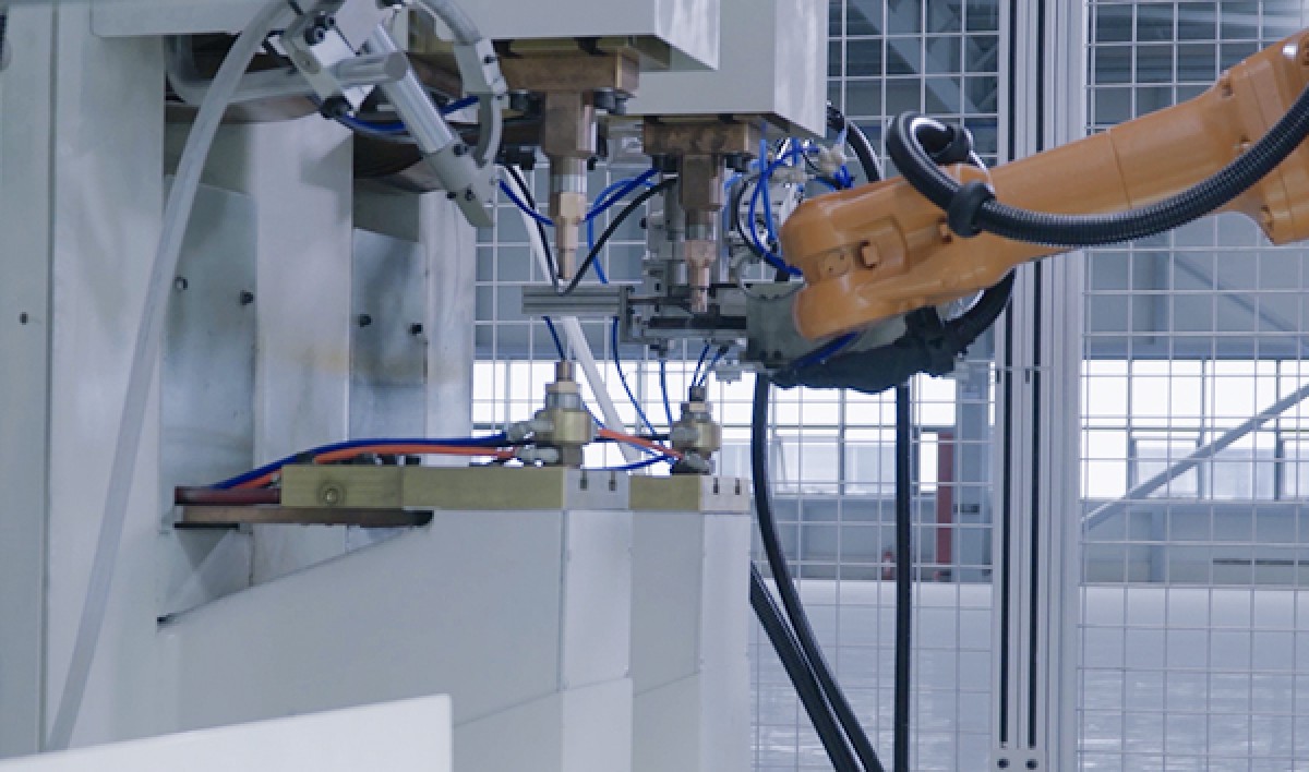 全自動(dòng)點(diǎn)焊機(jī)